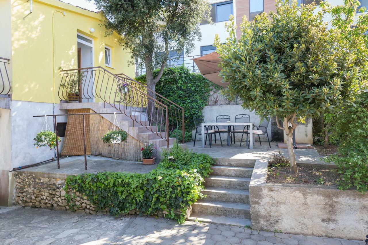 Apartment Marija Petrcane Exterior foto